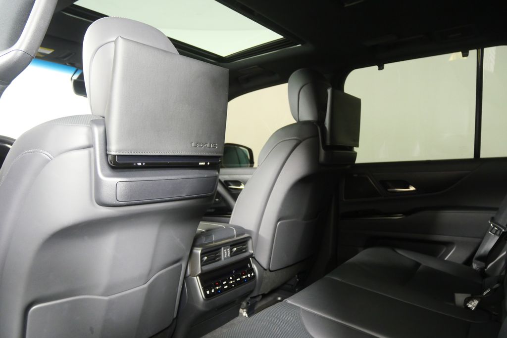 Thumbnail: 2024 Lexus LX - 22