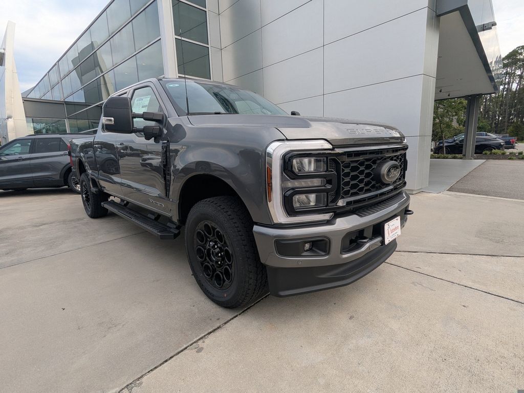 2025 Ford F-250 LARIAT