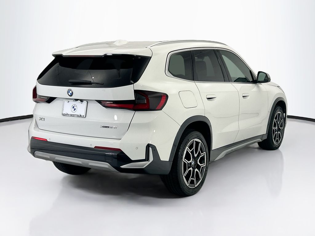 Thumbnail: 2023 BMW X1 - 5
