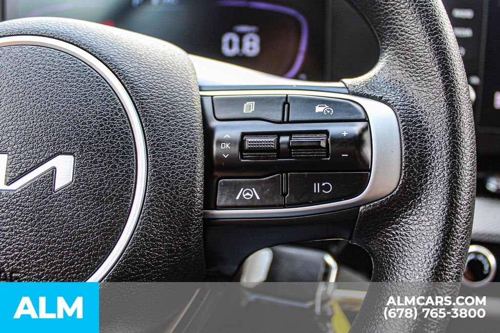 Used 2025 Black Kia LX image 28