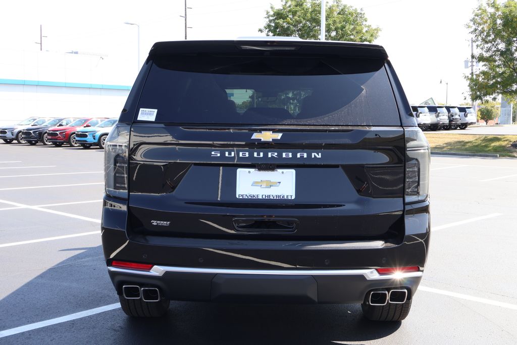 Thumbnail: 2025 Chevrolet Suburban - 6