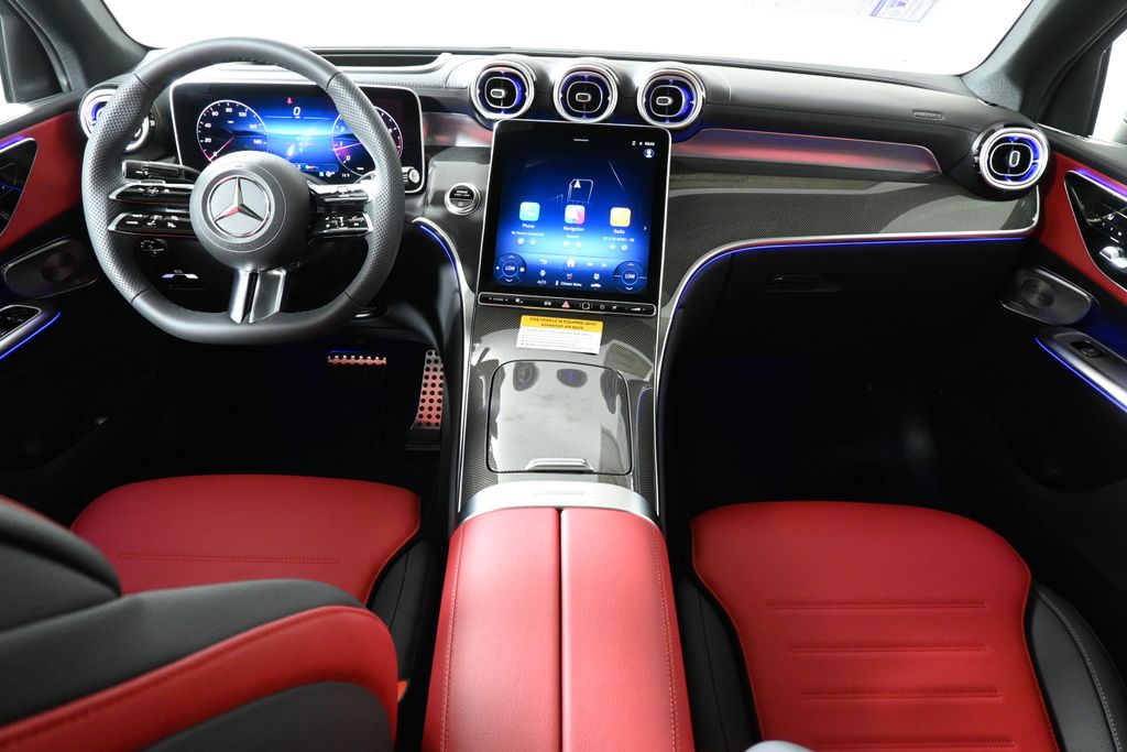 2025 Mercedes-Benz GLC 300 4