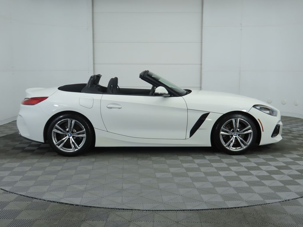 Thumbnail: 2025 BMW Z4 - 4