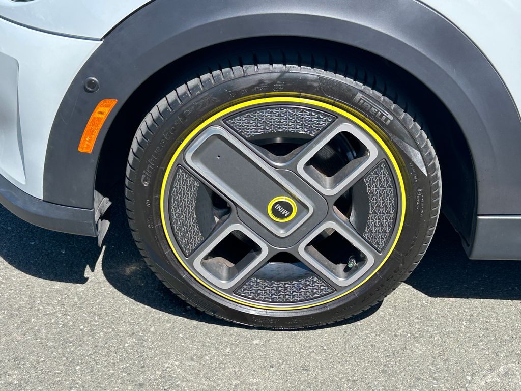 Thumbnail: 2023 MINI Cooper - 9