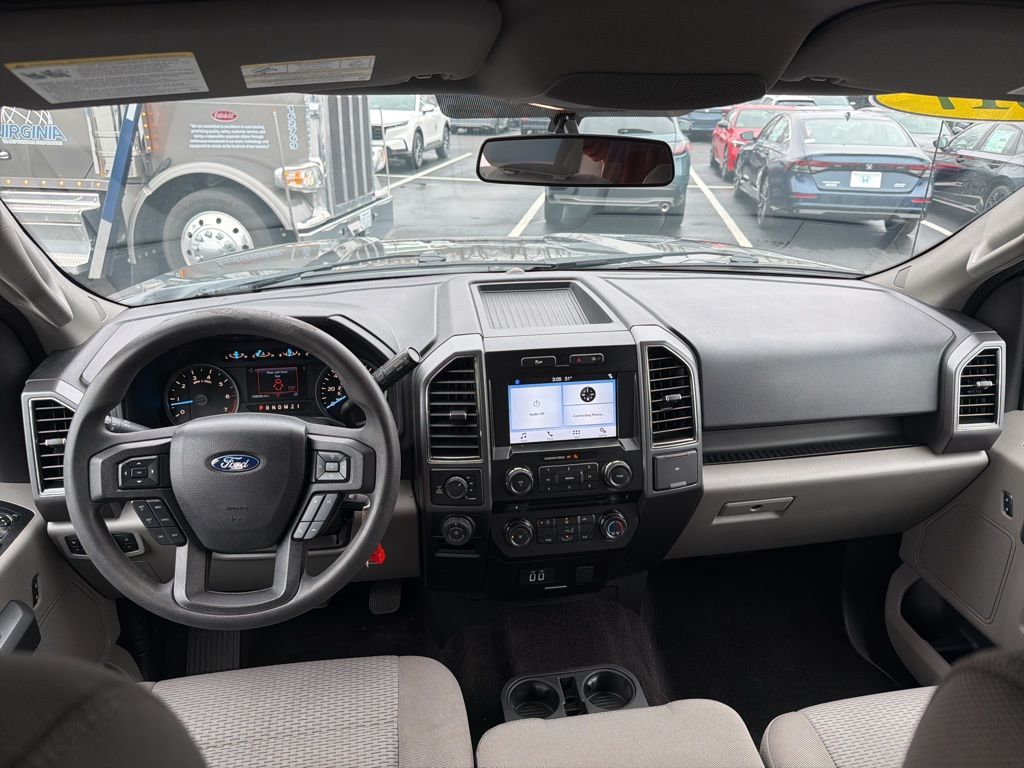 Thumbnail: 2017 Ford F-150 - 11