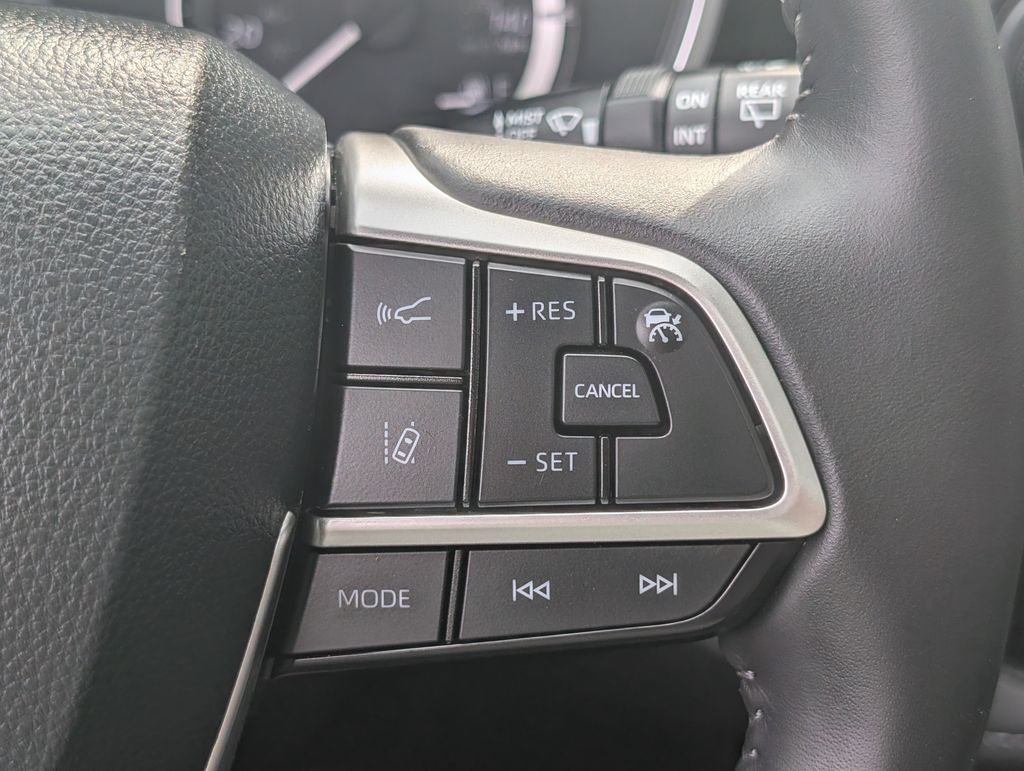 Used 2025 Silver Toyota XLE image 19
