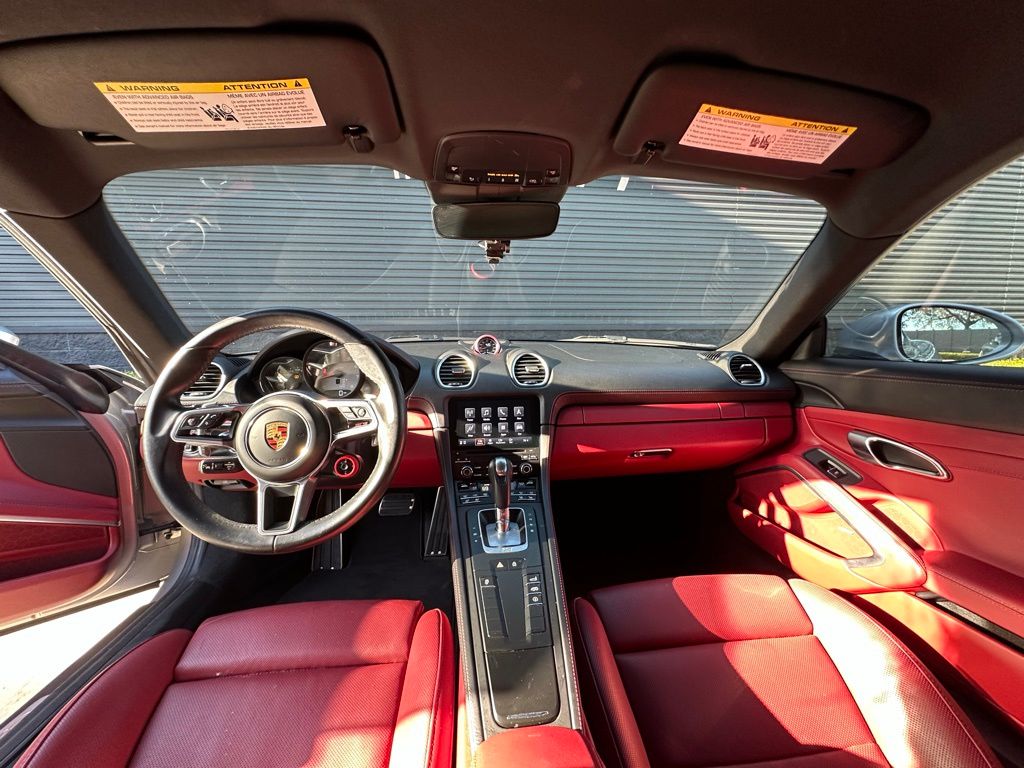 Thumbnail: 2021 Porsche 718 Cayman - 6