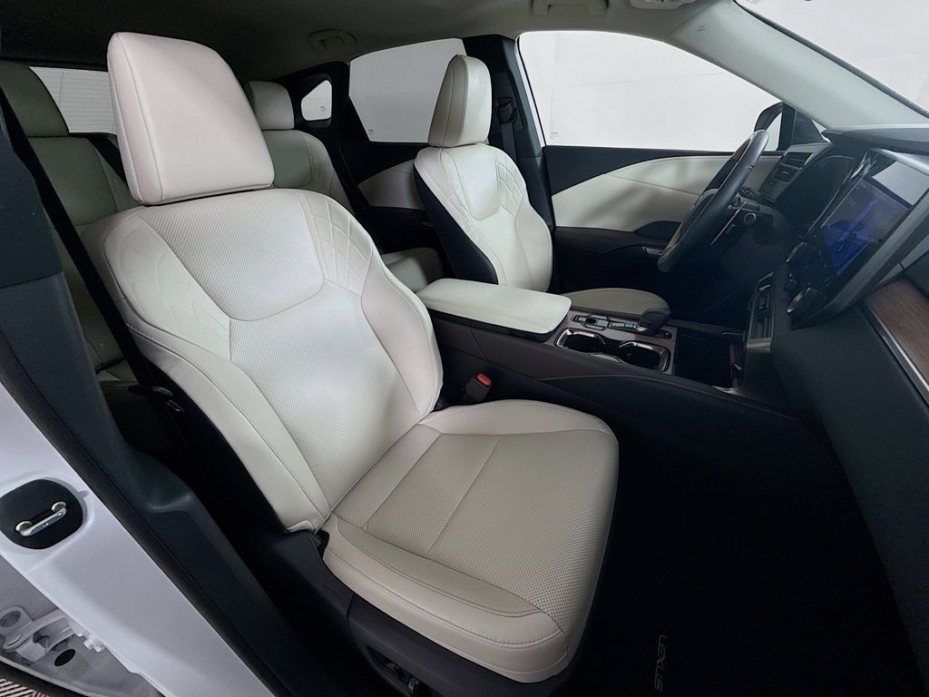 Thumbnail: 2024 Lexus RX - 29