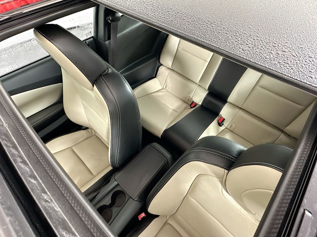 Thumbnail: 2015 Chevrolet Camaro - 21