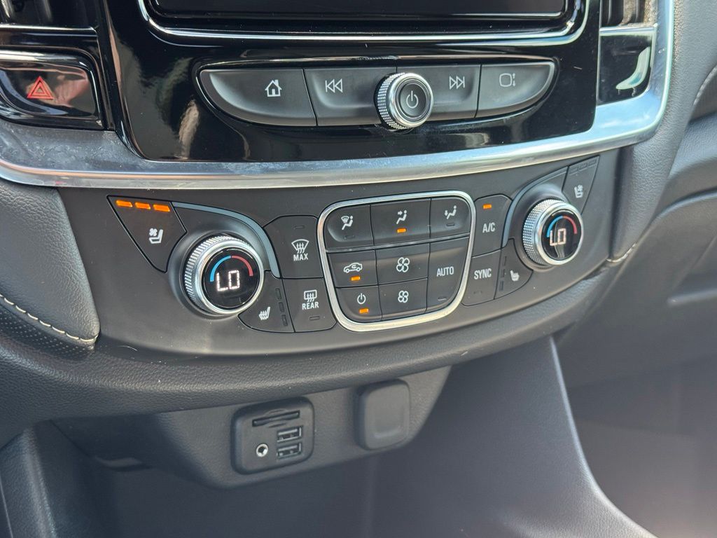 Used Car 2022 Chevrolet Traverse  Premier For Sale Under $35,000 In Austin, Texas