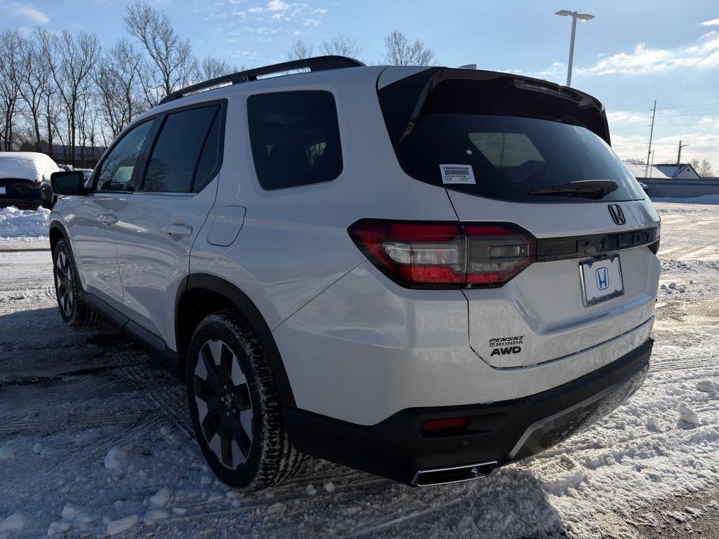 Thumbnail: 2026 Honda Pilot - 3