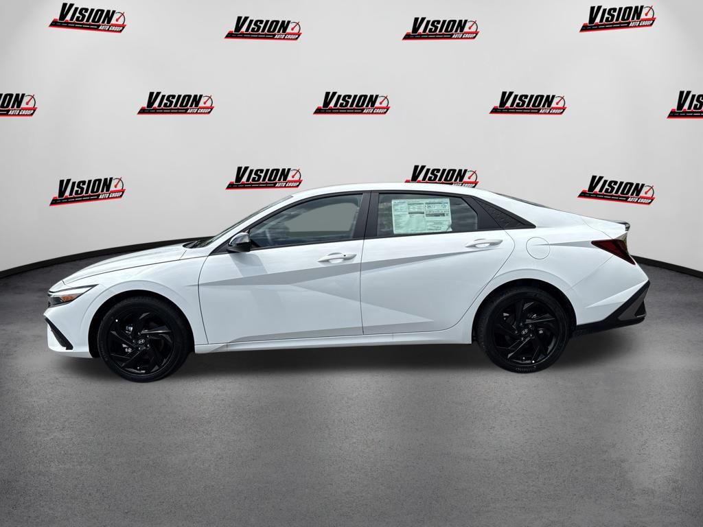 New 2026 White Hyundai SEL Sport image 8