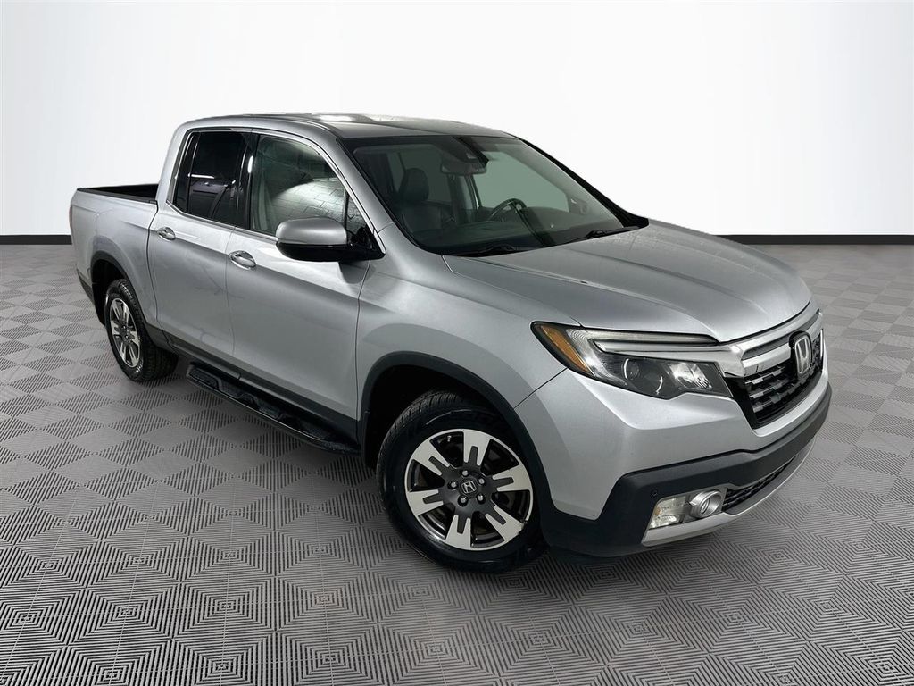 Lunar Silver Metallic 2019 Honda Ridgeline Pickup Truck All-Wheel Drive 6-Speed Automatic
