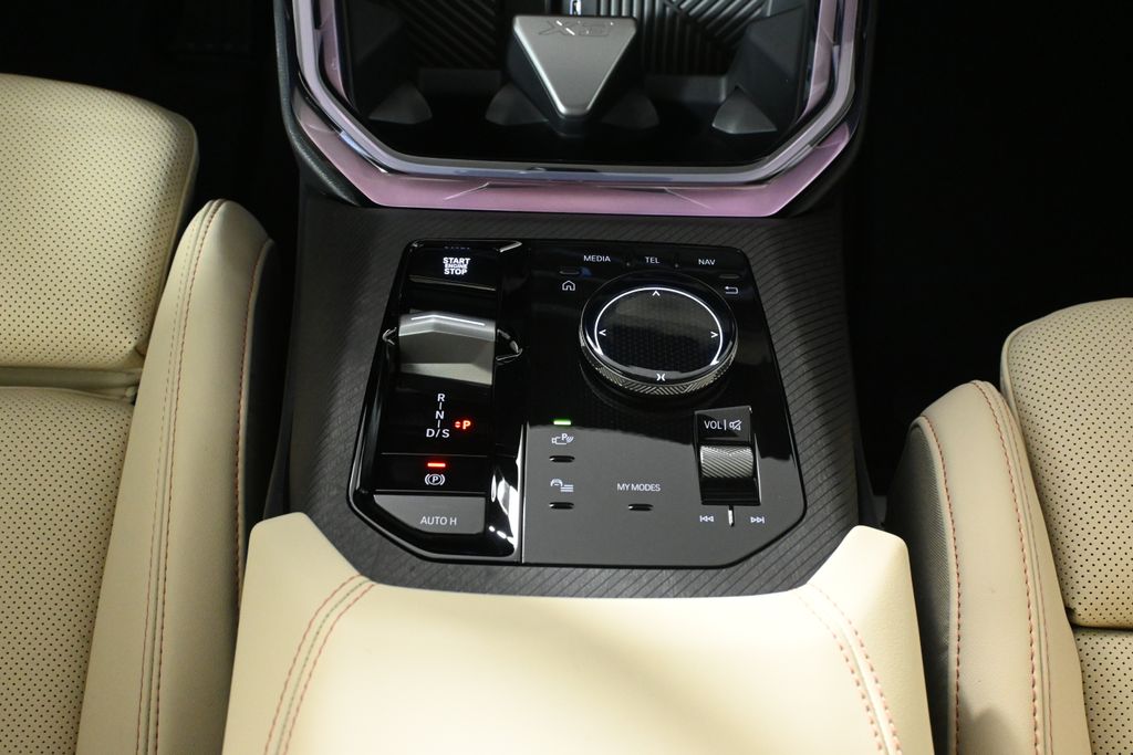 Thumbnail: 2026 BMW X3 - 22