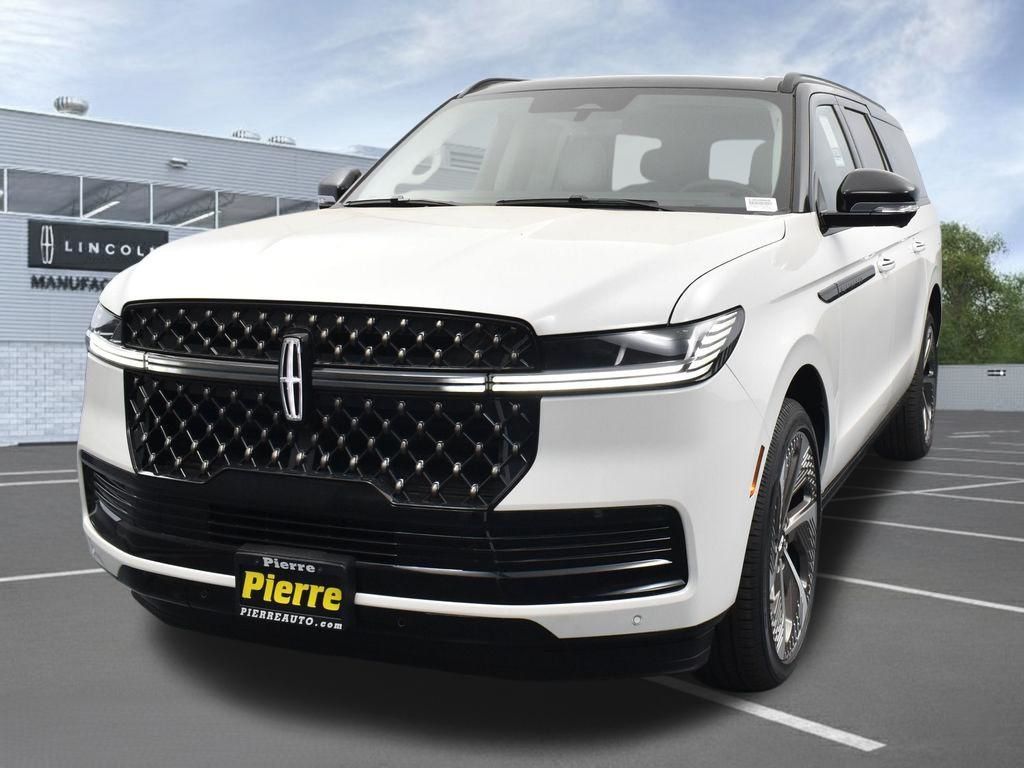 White Metallic 2026 Lincoln Navigator SUV / Crossover Four-Wheel Drive Automatic