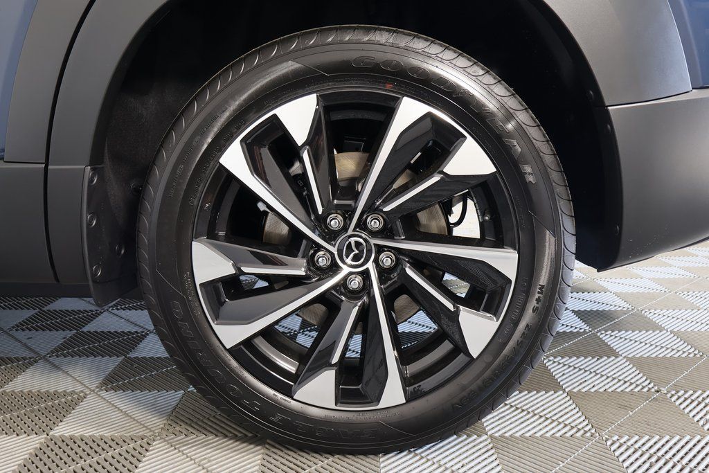 Thumbnail: 2026 Mazda CX-50 - 10