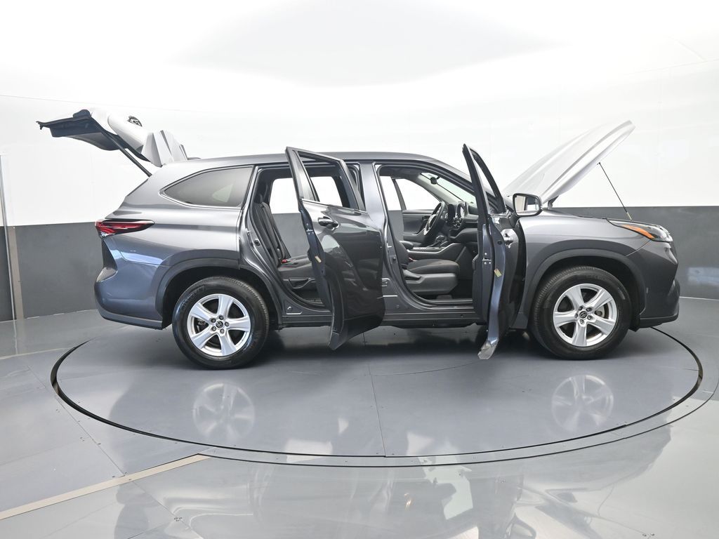 Used 2024 Gray Toyota LE image 101