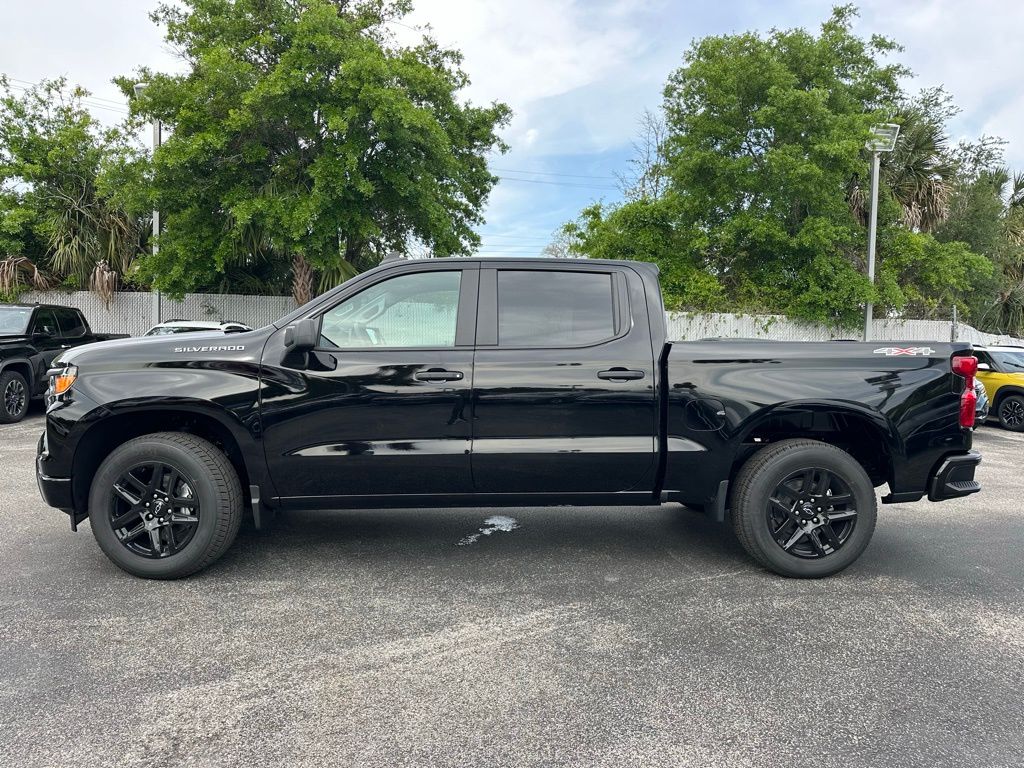 2024 Chevrolet Silverado 1500 Custom 5