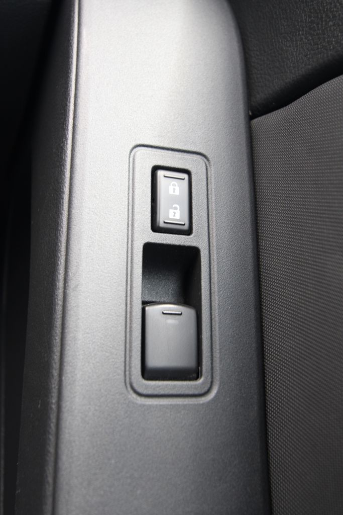 Used 2024 Nissan Frontier Truck