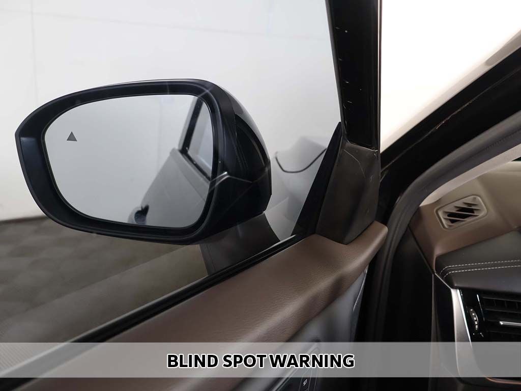 Used 2023 Black Nissan SL image 7
