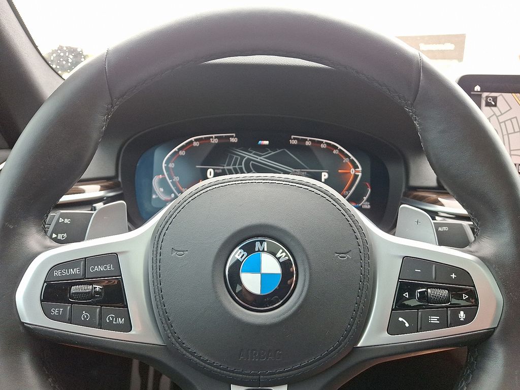 Thumbnail: 2021 BMW 5 Series - 20