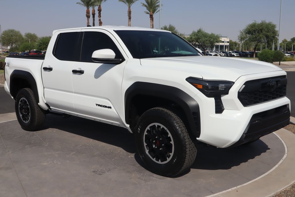 Thumbnail: 2025 Toyota Tacoma - 3
