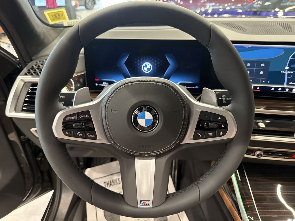 Thumbnail: 2027 BMW X7 - 6