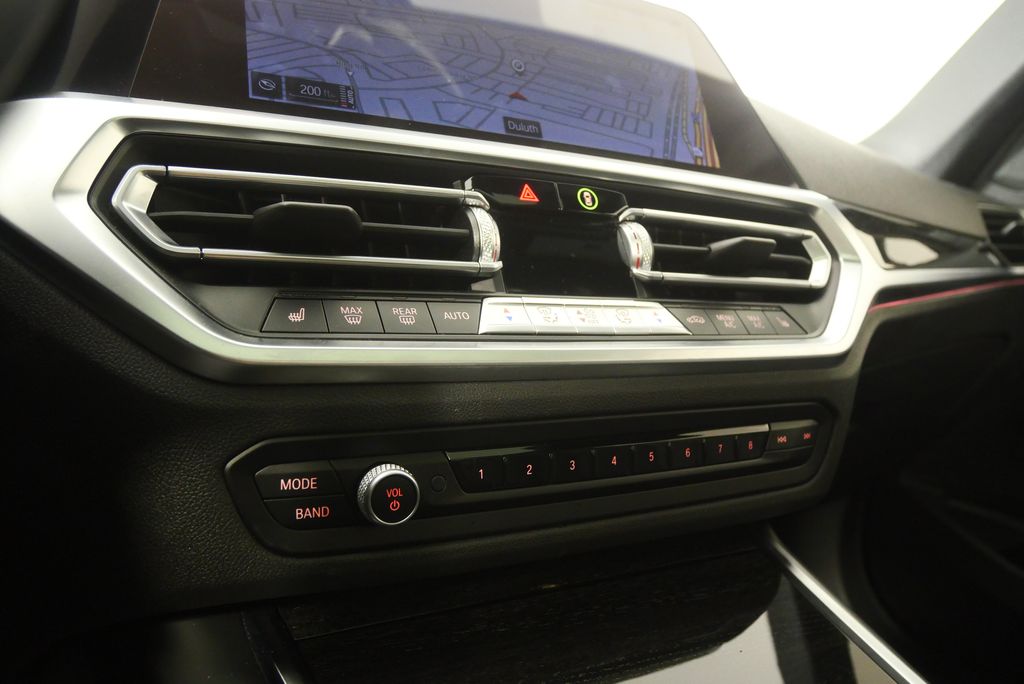 Thumbnail: 2021 BMW 3 Series - 25