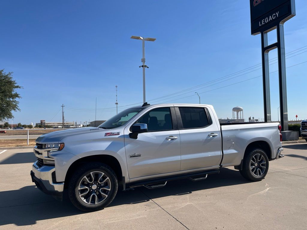 Silver Ice Metallic 2021 Chevrolet Silverado 1500 Pickup Truck Four-Wheel Drive Automatic