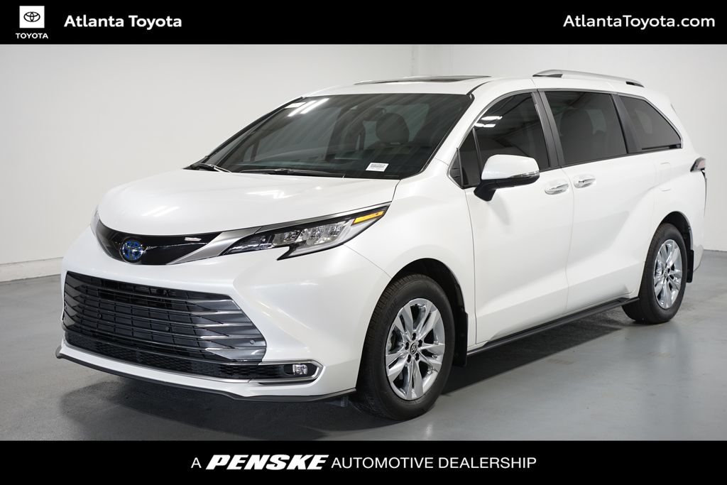 Thumbnail: 2024 Toyota Sienna - 1