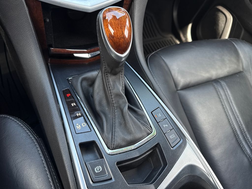 Used 2016 White Cadillac Performance image 22