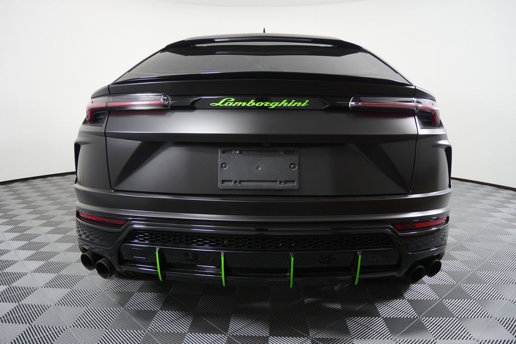 Thumbnail: 2020 Lamborghini Urus - 6