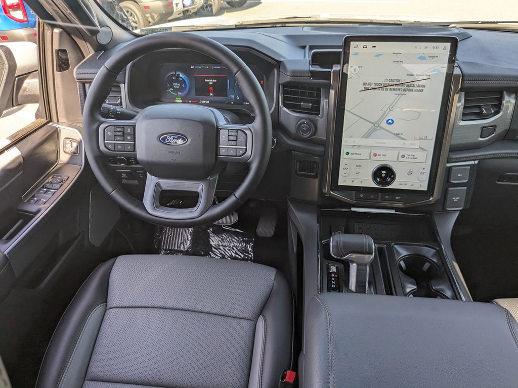 2025 Ford F-150 Lightning Lariat
