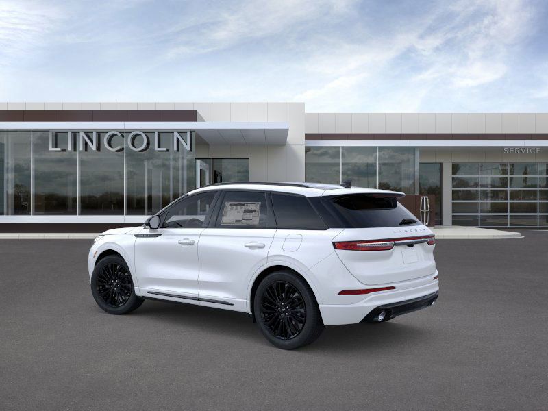 New 2026 White Metallic Lincoln Reserve image 4