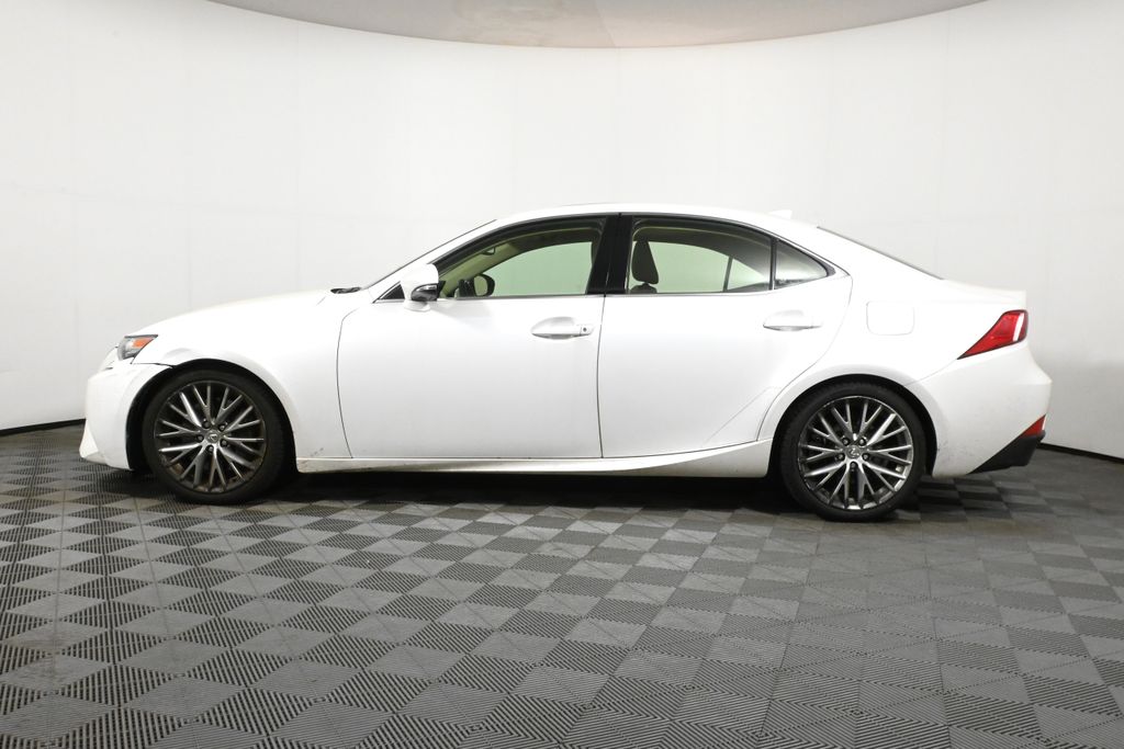 2016 Lexus IS 300 2