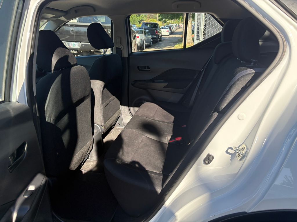 2024 Nissan Kicks S