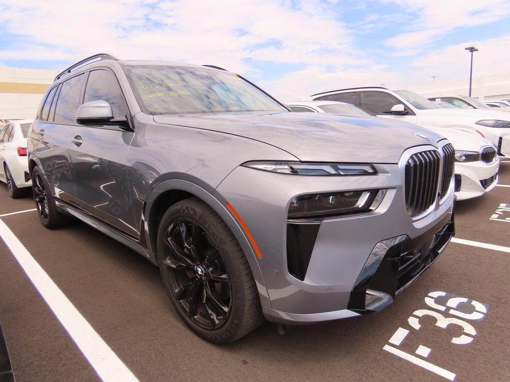 Thumbnail: 2023 BMW X7 - 2