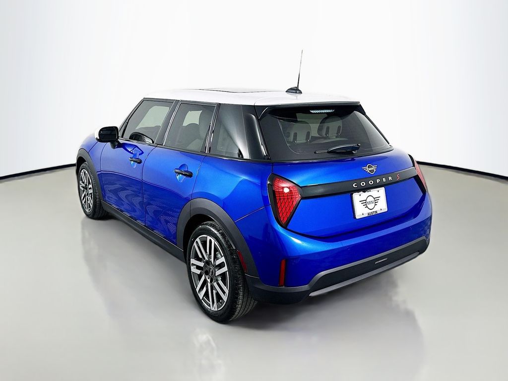 2025 MINI Cooper S 7