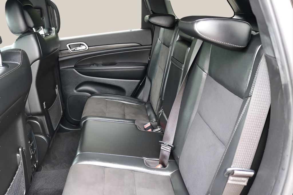 Used Car 2022 Jeep Grand Cherokee Wk  Laredo X For Sale Under $30,000 In Austin, Texas