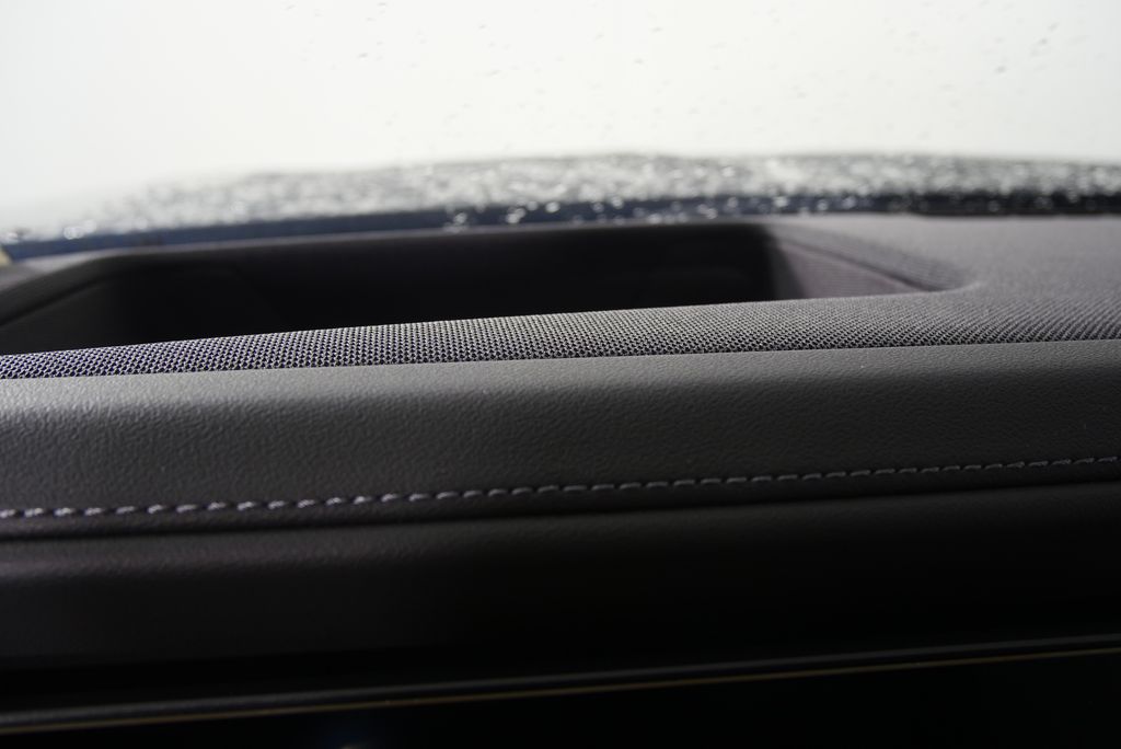 2025 BMW 7 Series 760i xDrive 21