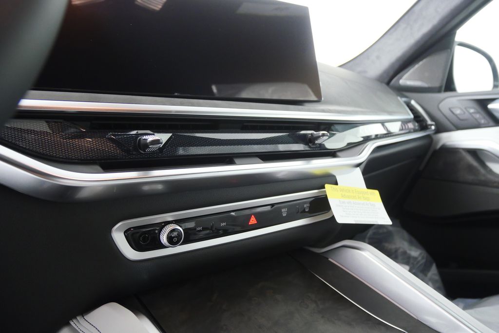 Thumbnail: 2026 BMW X6 - 20