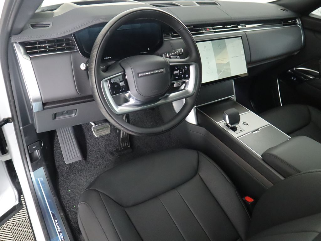 Thumbnail: 2026 Land Rover Range Rover - 10