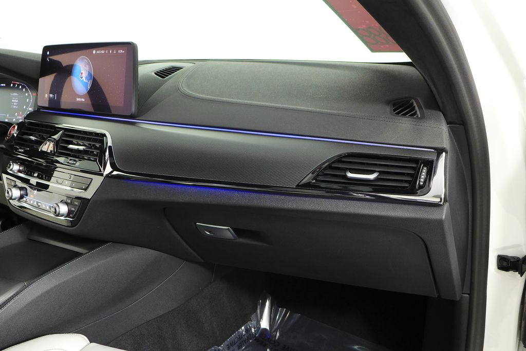 2022 BMW M5 Base 15