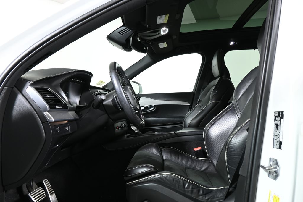 Thumbnail: 2019 Volvo XC90 - 3