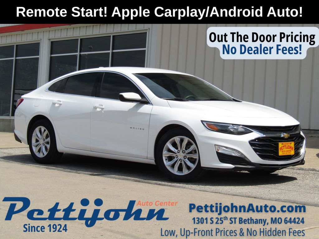 Summit White 2022 Chevrolet Malibu Sedan Front-Wheel Drive Continuously Variable Transmission