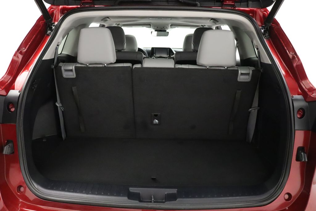 2021 Toyota Highlander XLE 22