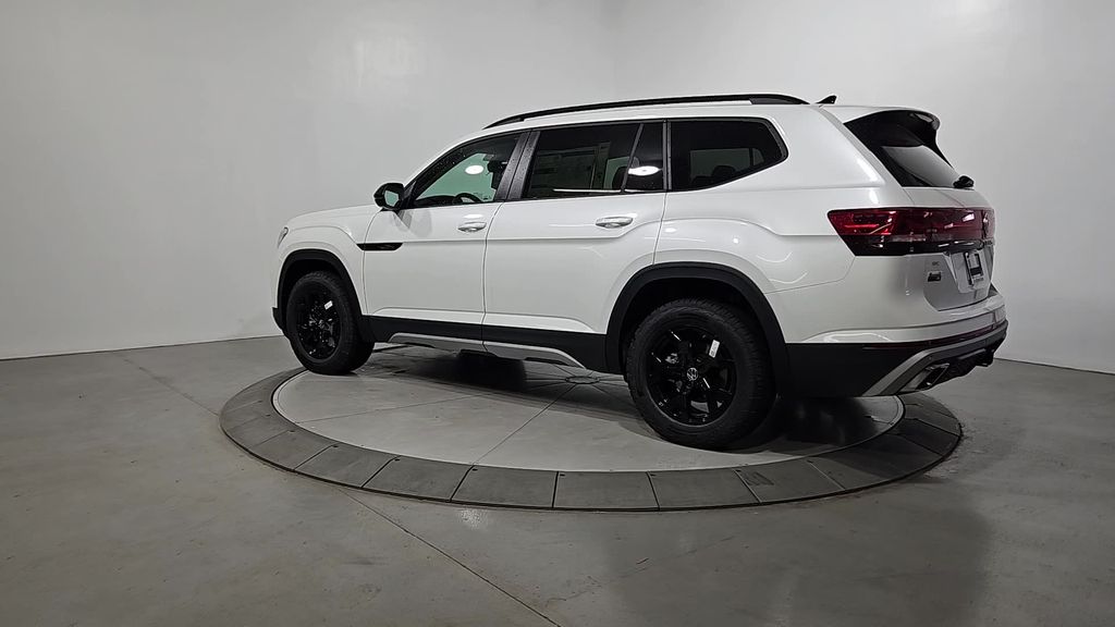 New 2026 White/off-white Volkswagen 2.0T Peak Edition image 3