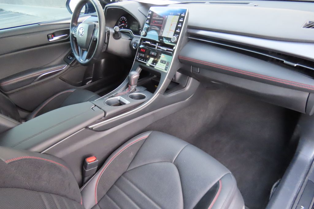Thumbnail: 2021 Toyota Avalon - 17