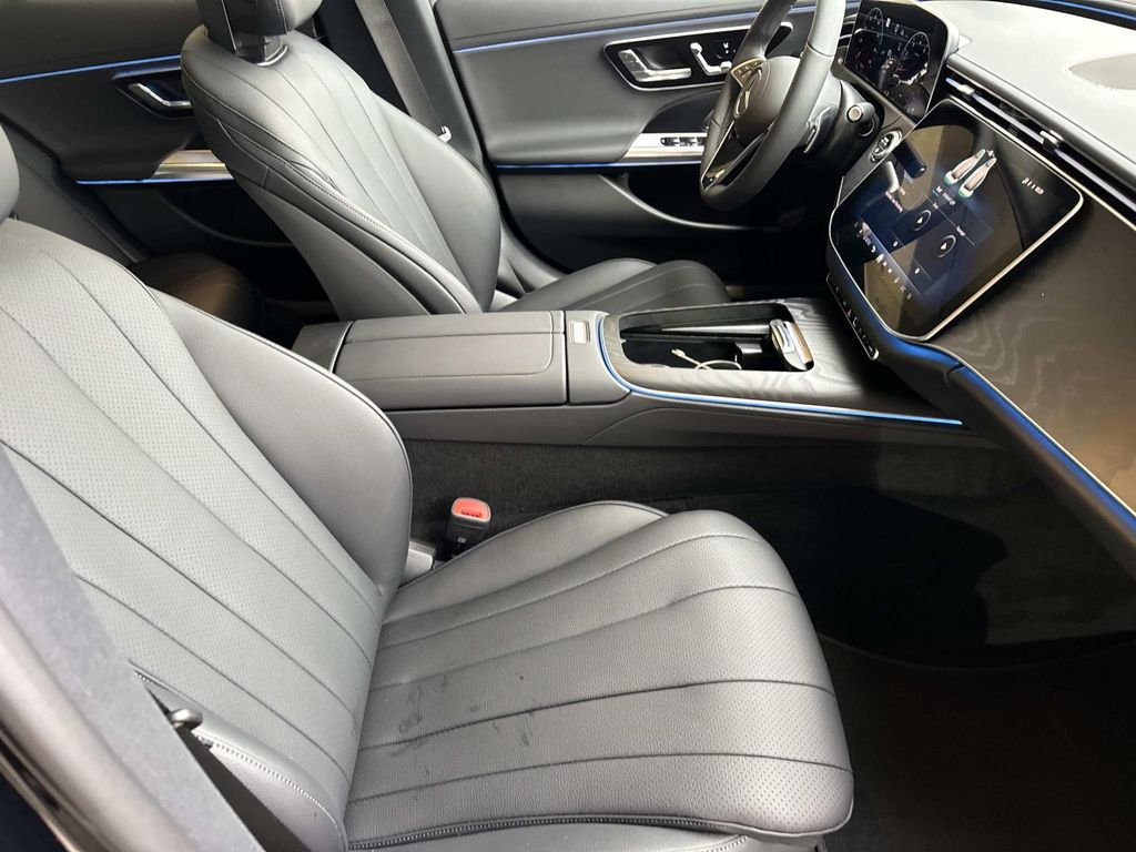 Thumbnail: 2026 Mercedes-Benz E-Class - 11