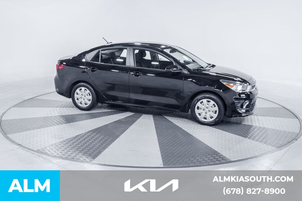 2022 Kia Rio LX photo 11